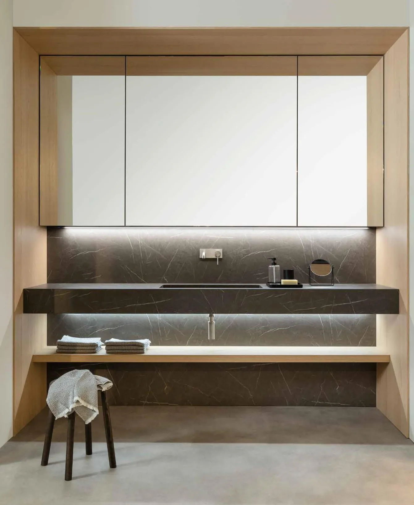 Vasque intégrée compact HPL